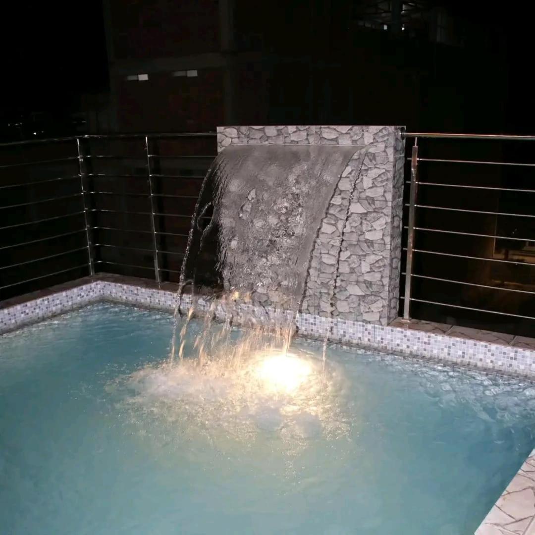 Hotel Americano Хаен Екстериор снимка
