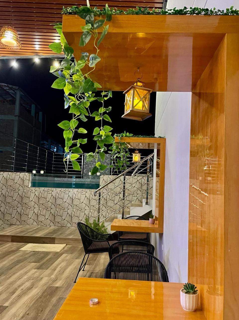 Hotel Americano Хаен Екстериор снимка